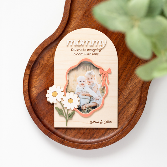 Arch Vintage Daisy Frame