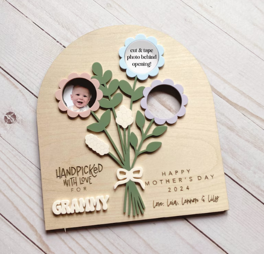 Daisy Bouquet Frame