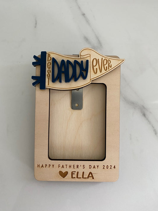 Pennant Photo Frame